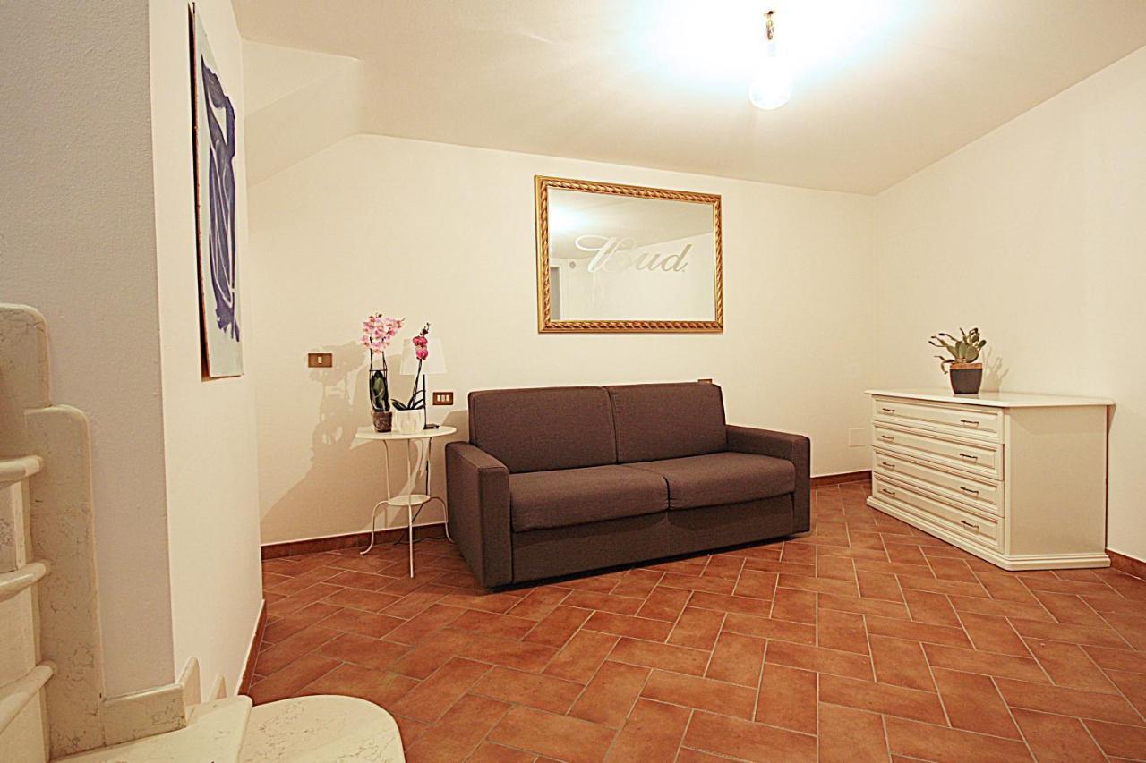 La Villa Degli Ulivi 소리아노델라고 외부 사진